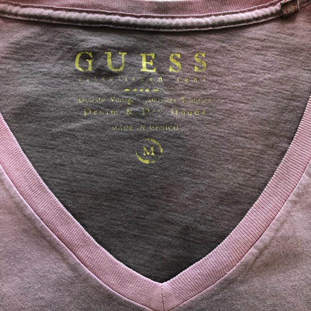 Guess men’s teeshirt